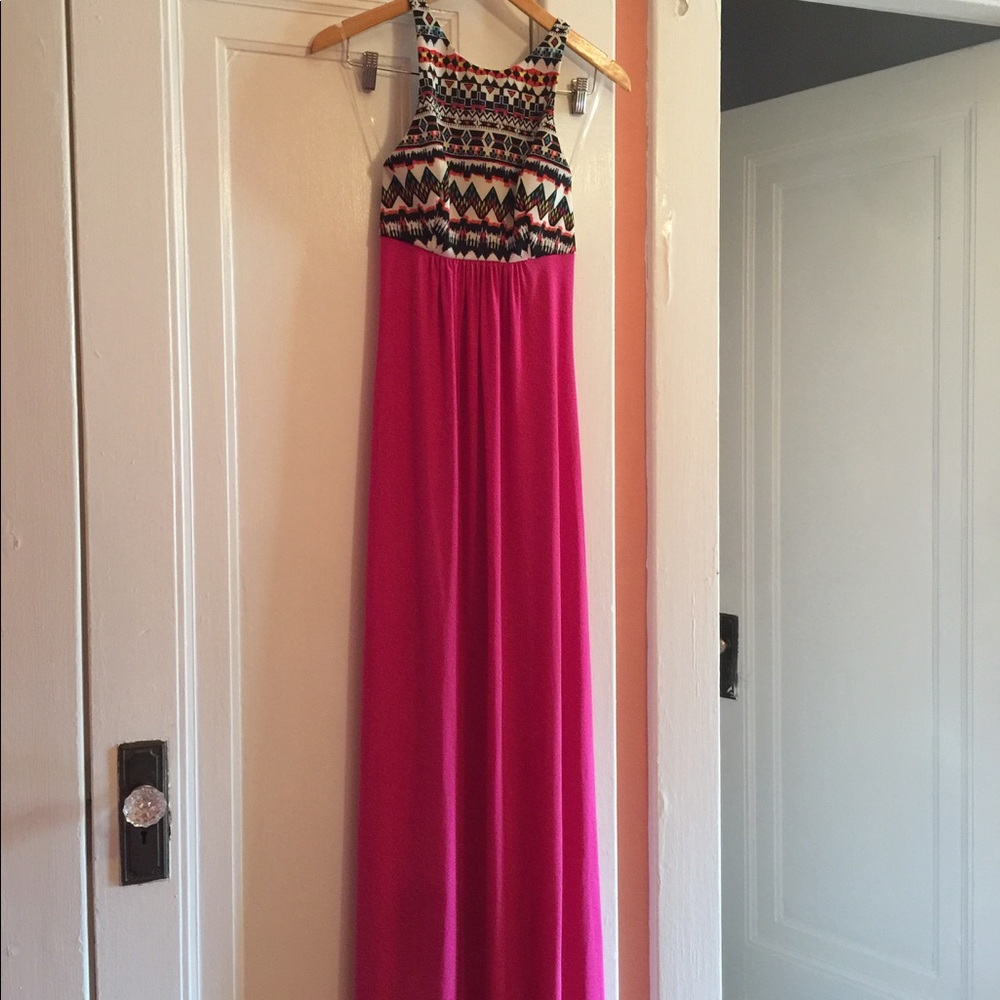 Backless maxi dress